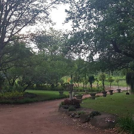 A Farm Stay - Casablanca'S Private Cottage,No Loadshedding! Hazyview Εξωτερικό φωτογραφία