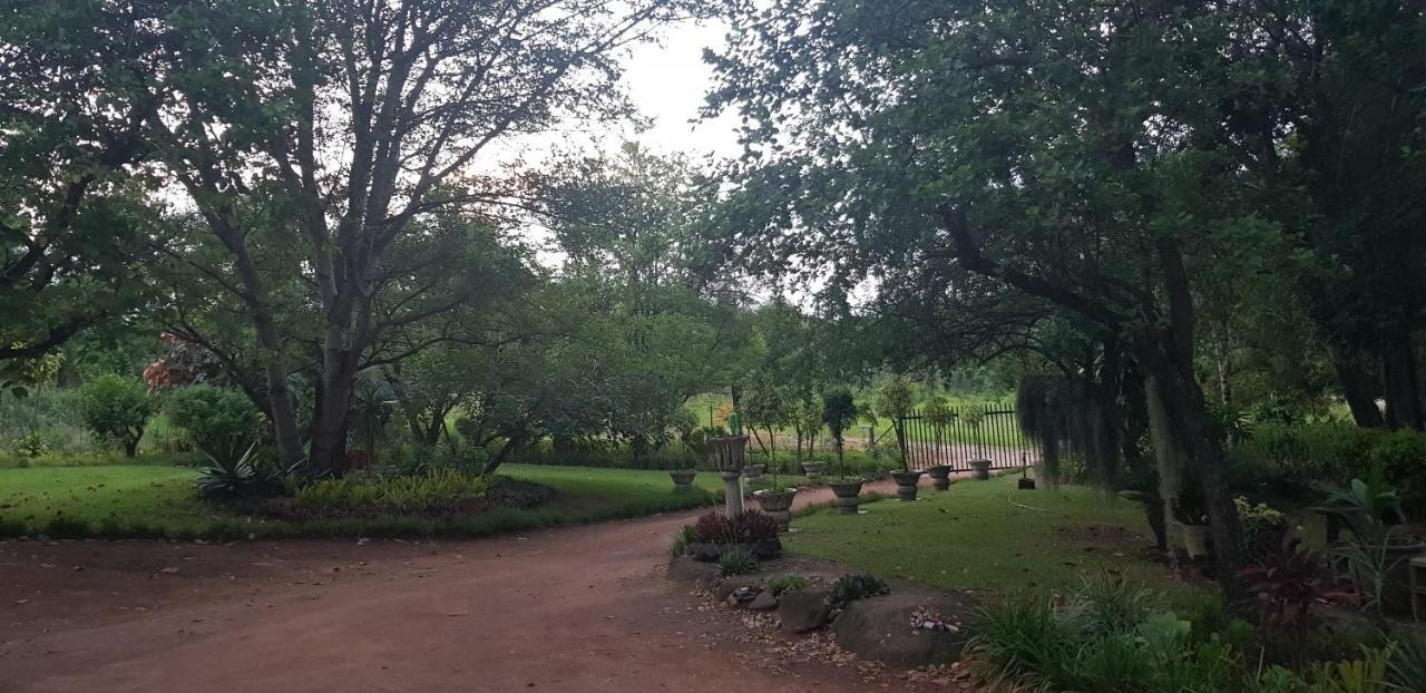 A Farm Stay - Casablanca'S Private Cottage,No Loadshedding! Hazyview Εξωτερικό φωτογραφία